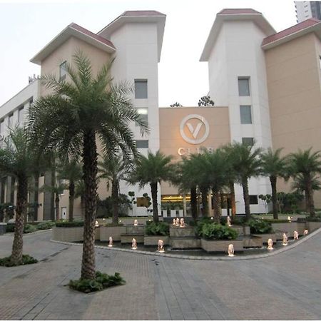 V Retreat Gurgaon Otel Dış mekan fotoğraf