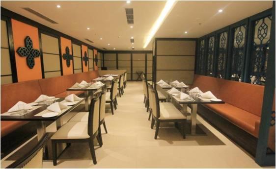 V Retreat Gurgaon Otel Dış mekan fotoğraf