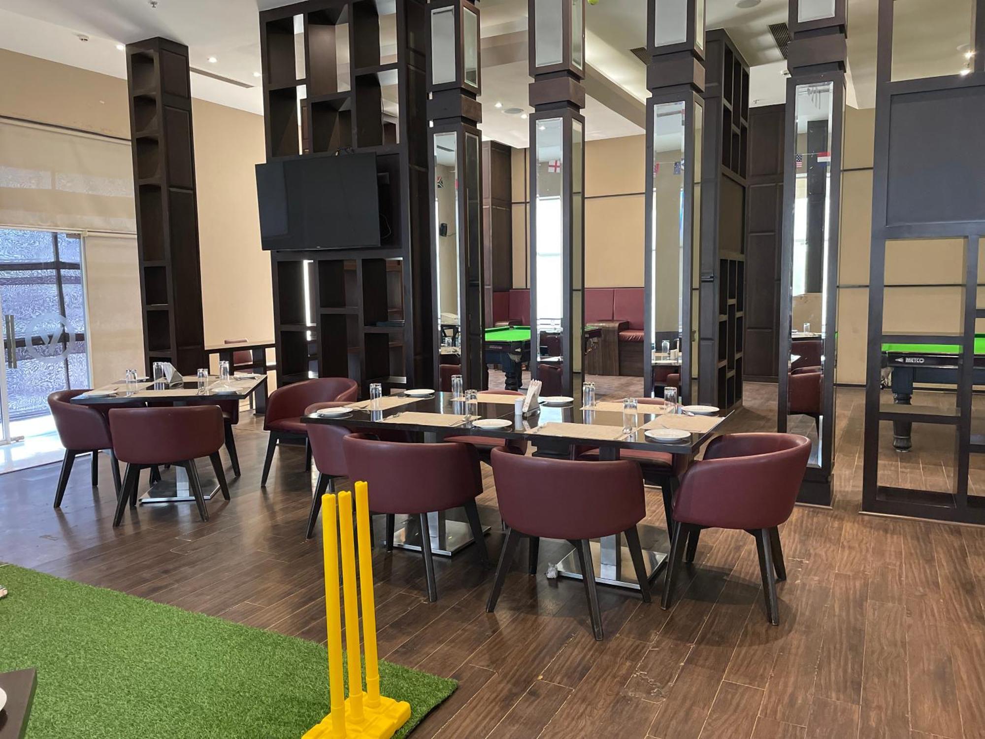 V Retreat Gurgaon Otel Dış mekan fotoğraf