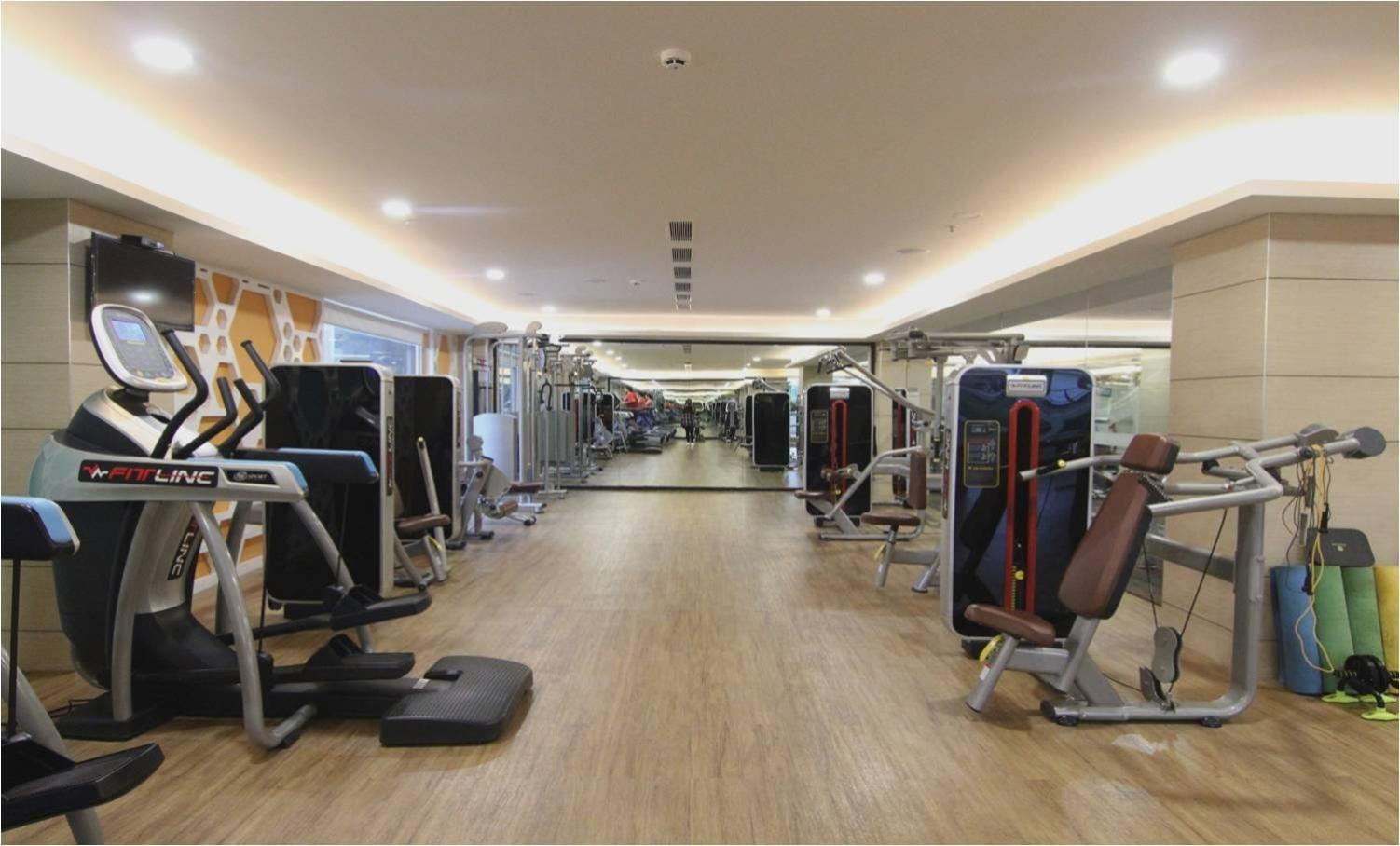 V Retreat Gurgaon Otel Dış mekan fotoğraf
