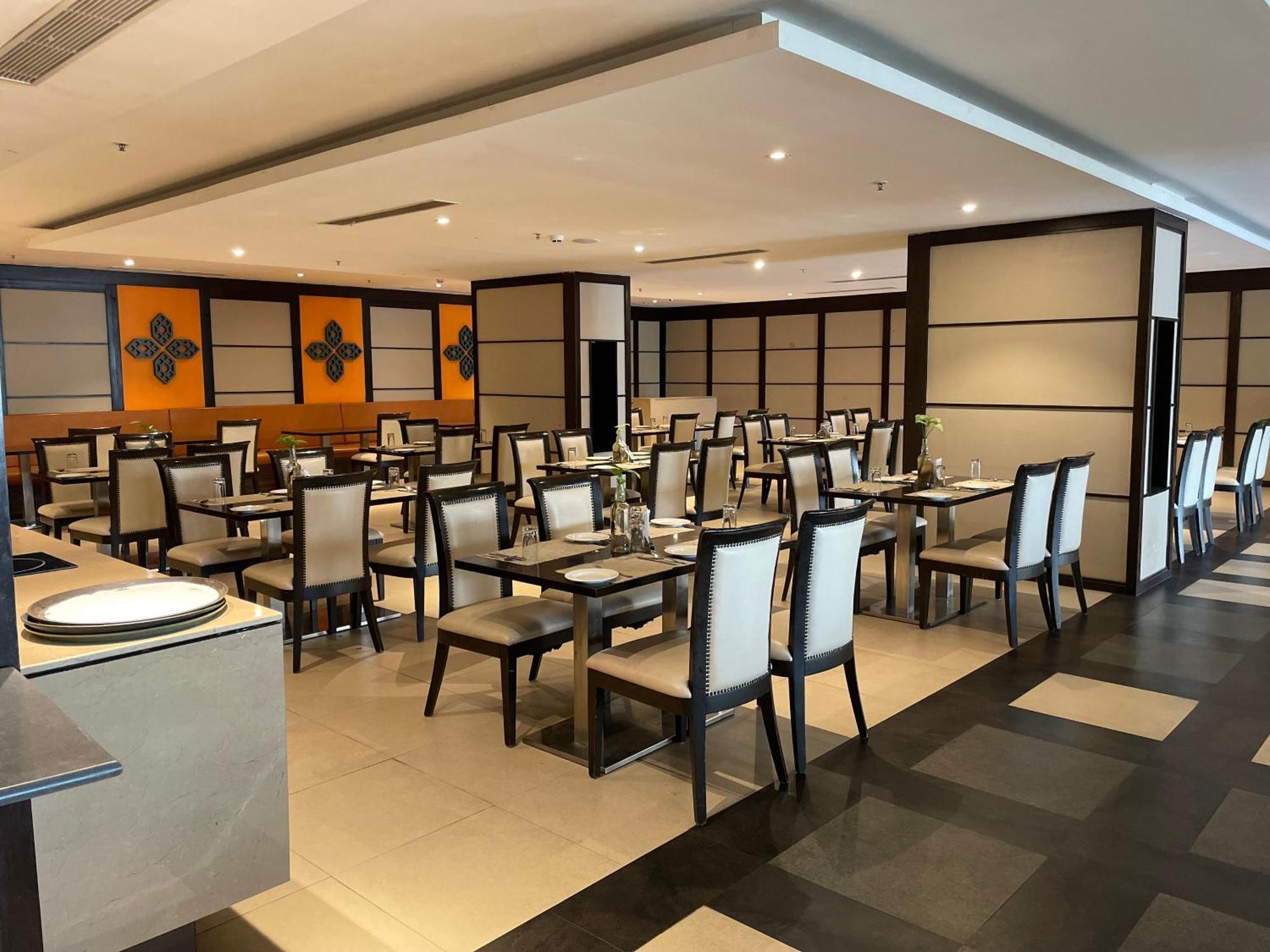 V Retreat Gurgaon Otel Dış mekan fotoğraf