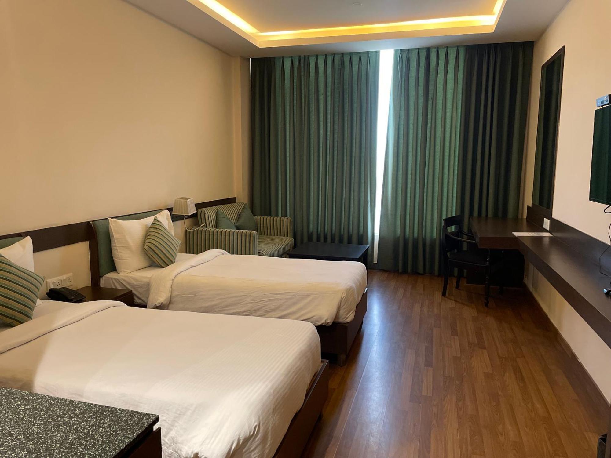 V Retreat Gurgaon Otel Dış mekan fotoğraf